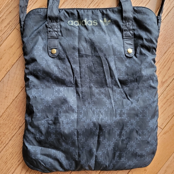 Adidas Foldable Packable Tote Crossbody Handbags for Feet - Picture 2 of 15